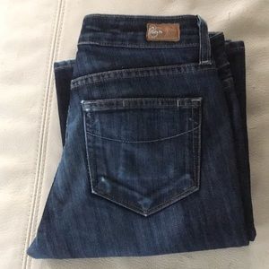Paige Premium Denim Hollywood Hills size 27